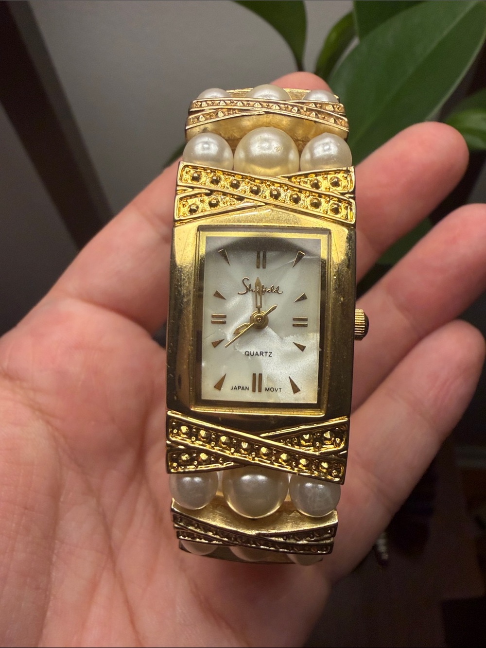 •SHEFFIELD• Vintage Quartz Gold Tone Faux Pearl Cuff Wrist Watch (not working)